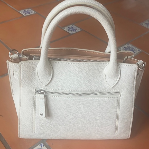 Zara Handbags - Zara NWOT purse w detachable shoulder strap